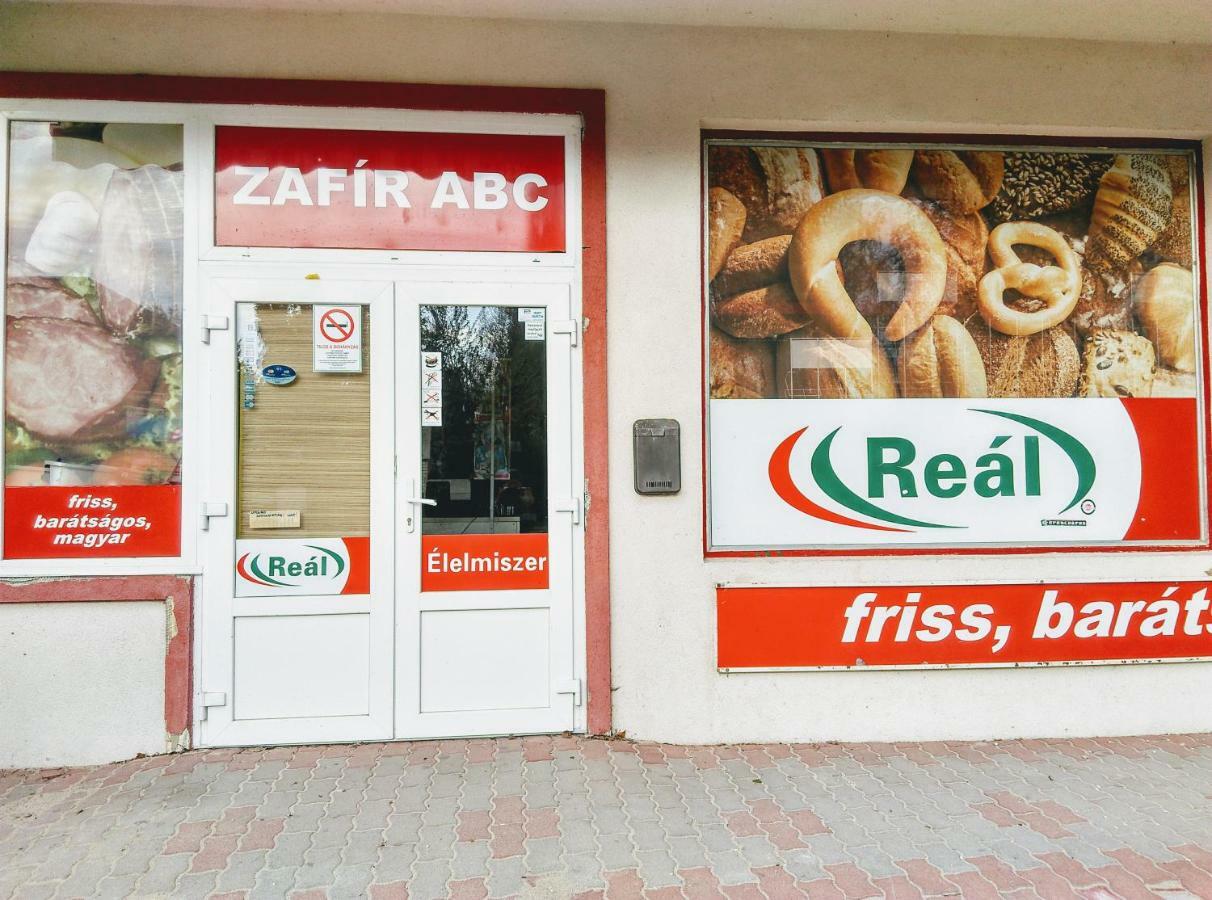 Appartement Fesztival Nyaralohaz à Zamárdi Extérieur photo