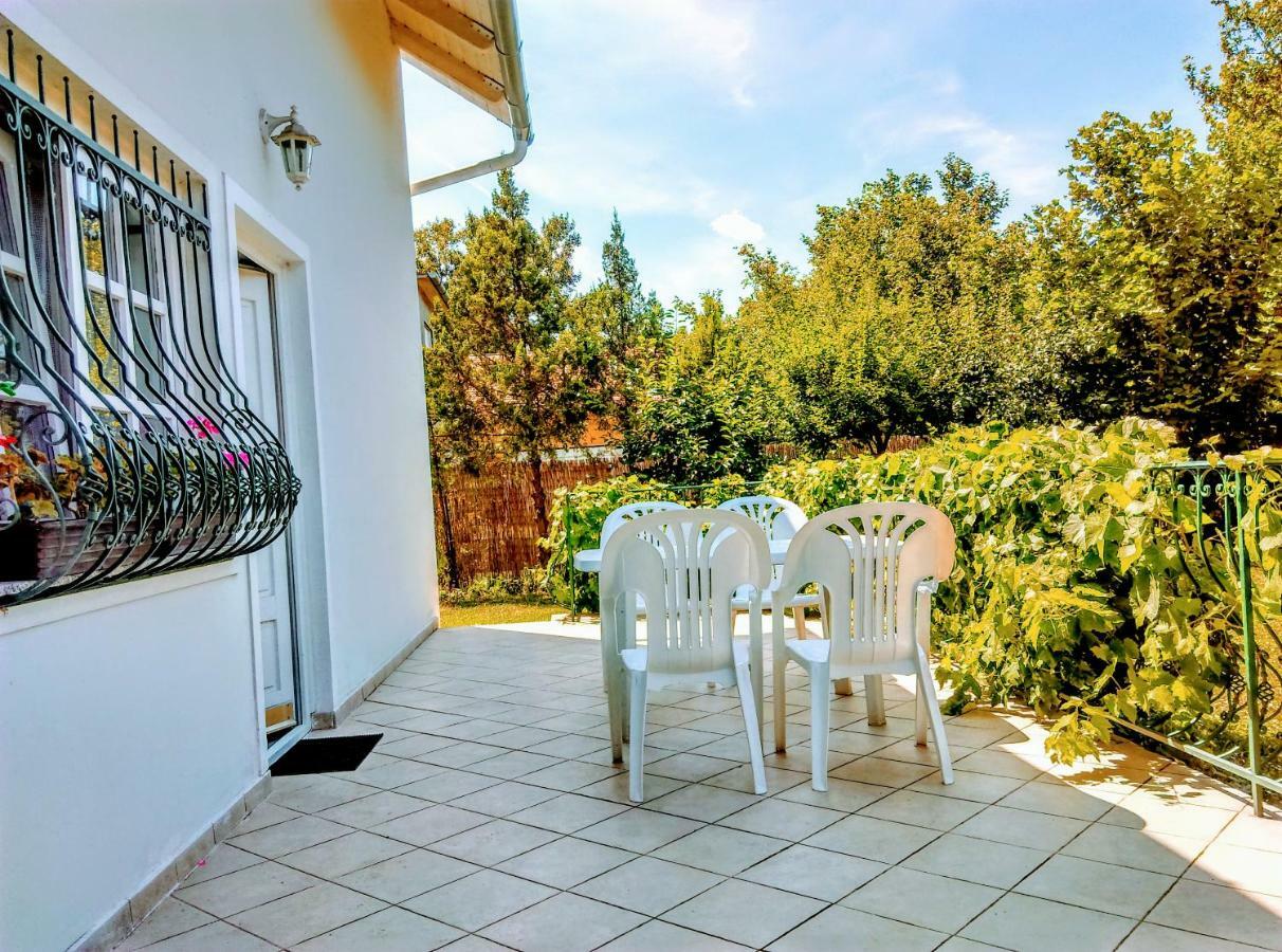 Appartement Fesztival Nyaralohaz à Zamárdi Extérieur photo